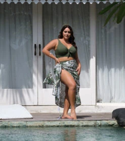 Artesands Woman's Plus Size Aria Olive Bach Sarong -Daily Swim Wear 8646968770728 white 5a