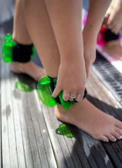 Hydrorevolution Aqualogix LOW Resistance Fin/Cuff -Daily Swim Wear 8650618962088 green 4a